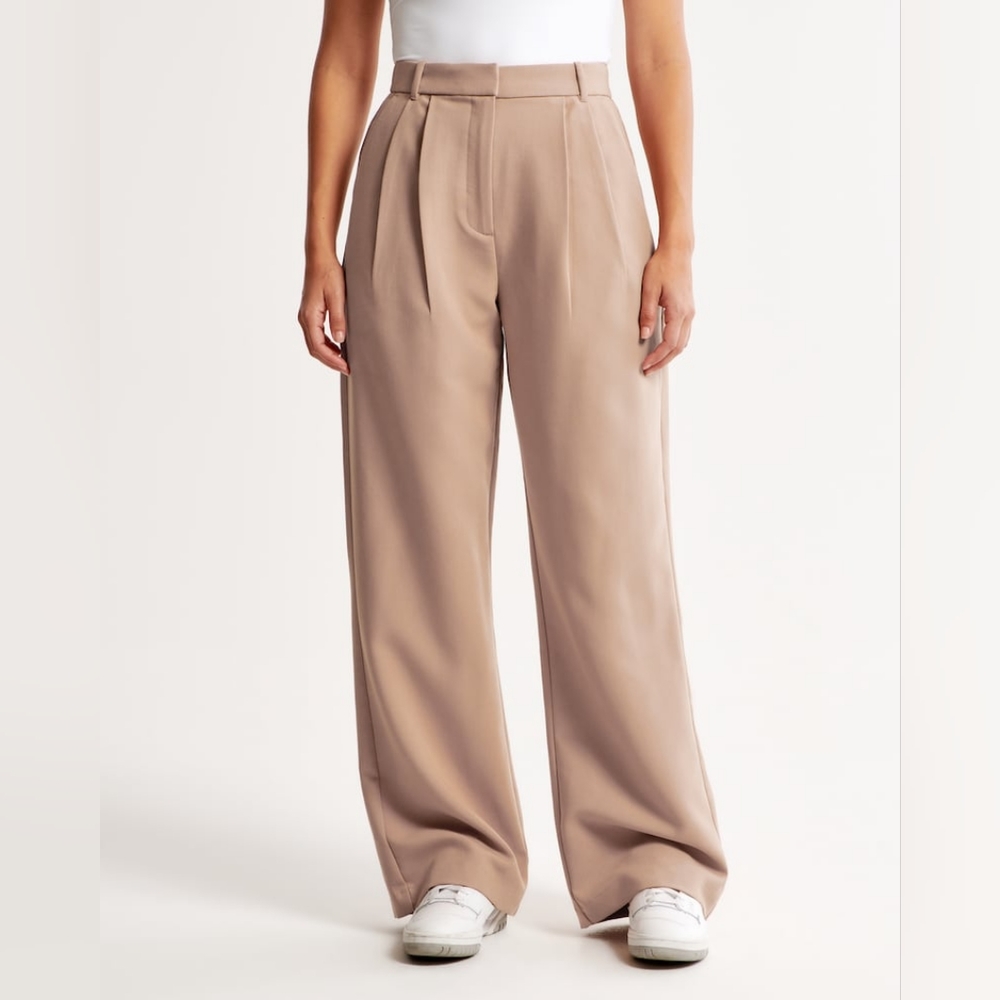 Curve Love A&F Sloane Tailored Pant, Brown 24 SHORT